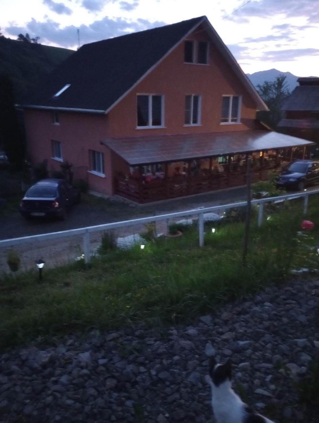 Casa Geanina Acomodação com café da manhã Colibiţa Exterior foto