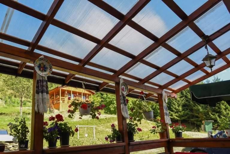 Casa Geanina Acomodação com café da manhã Colibiţa Exterior foto